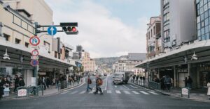 how to budget for international travel